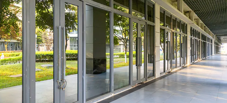 Professional Accordion Door Repair in St. Petersburg, FL