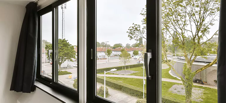 Aluminum End Vent Slider Windows in St. Petersburg, FL