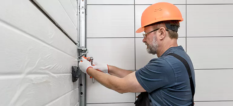 Commercial Garage Door Repair in St. Petersburg, FL